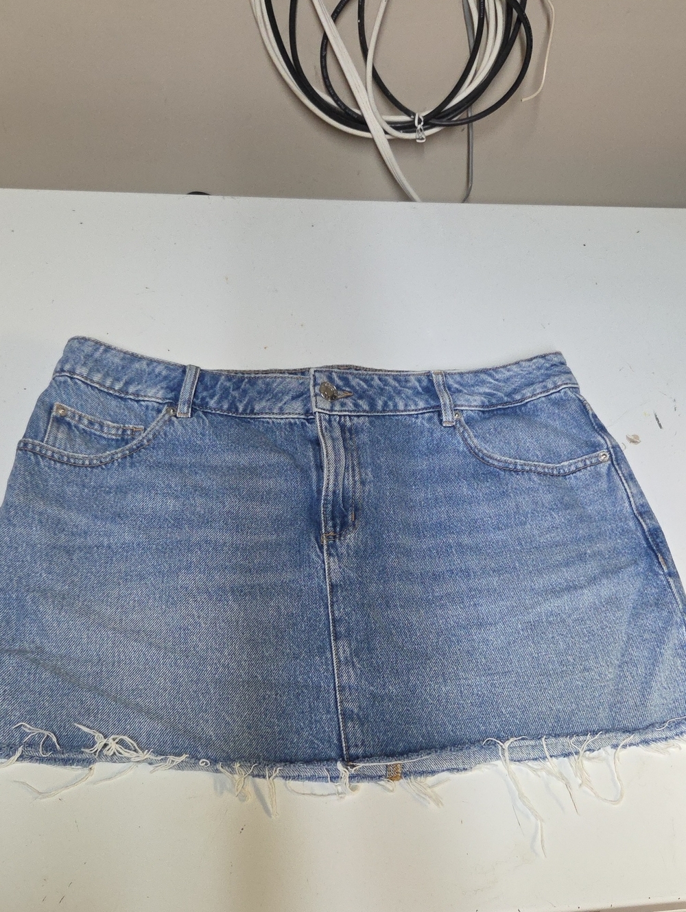 Garagw Blue Denim Mini Skirt with Frayed Hem Sz L